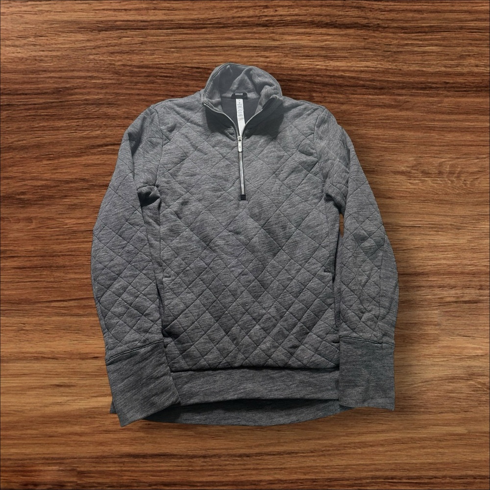 Lululemon Sweater Women’s Size 6 Grey 1/4 zip Pullover Fleece Quilted